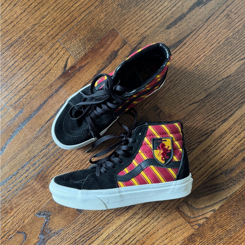 Vans Harry Potter x Sk8-Hi 'Gryffindor' high top’s  Men's/youth Shoes - size 4.5